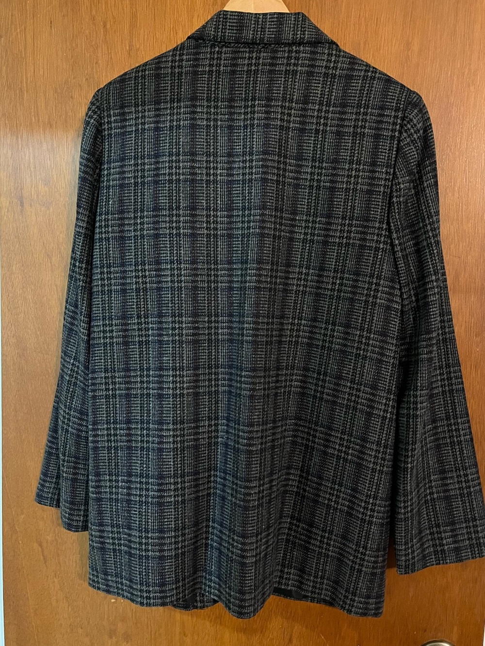 Sag Harbor Black and Charcoal Plaid Blazer Size 12 - Picture 2 of 7